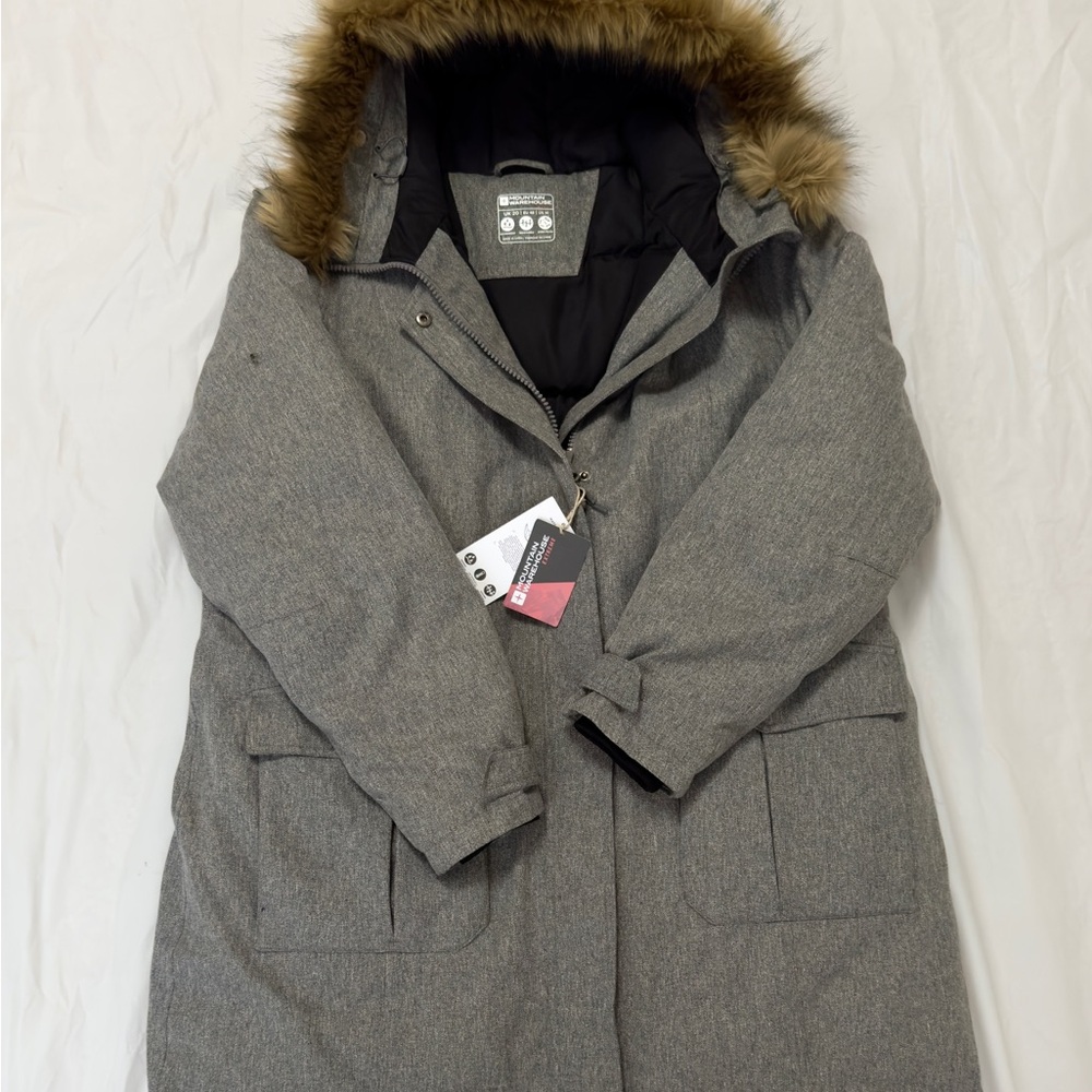 NWT Gray Women’s Mountain Warehouse Size 16